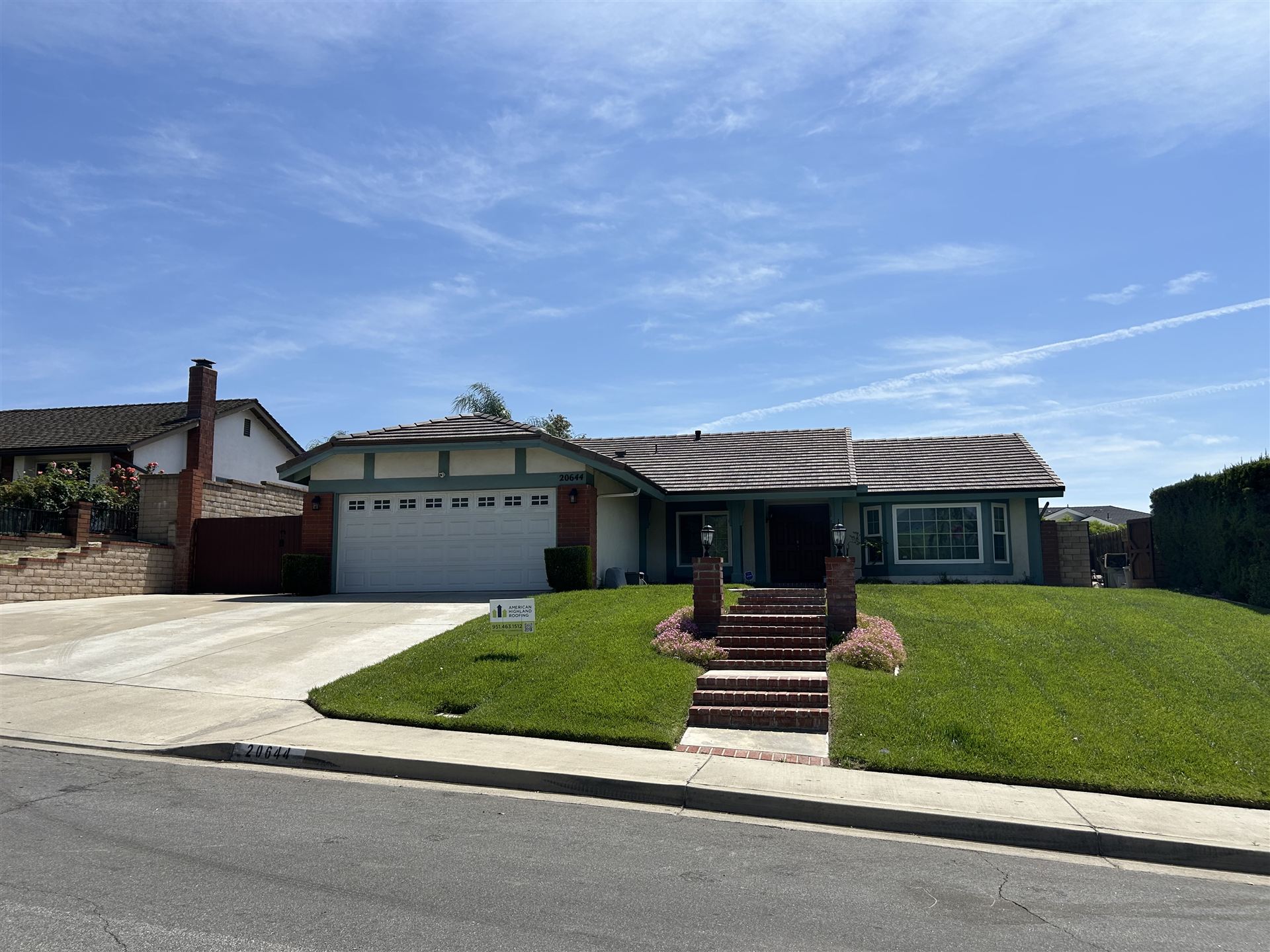 Completed roofing project in Corona, CA